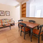 Cozy Apartment Near The Sea With Wifi And Pool